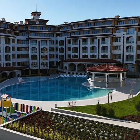 Апартамент Solemare Luxury 2 Bedroom I Бургас